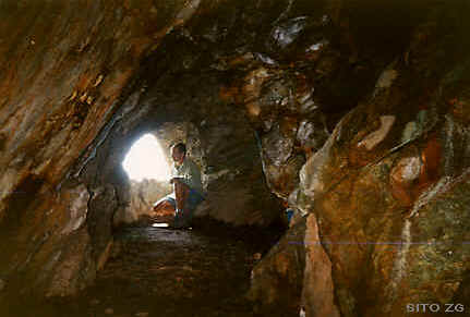 miniere val d'ayas La Nira finestrella sul vuoto dall' interno